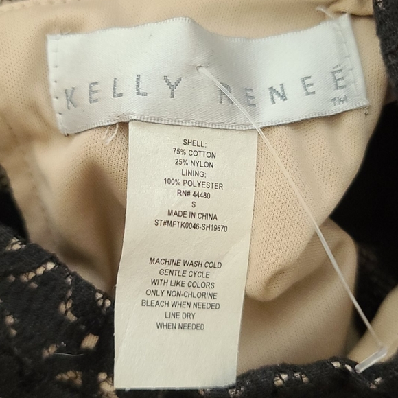 Lace top - Picture 3 of 3